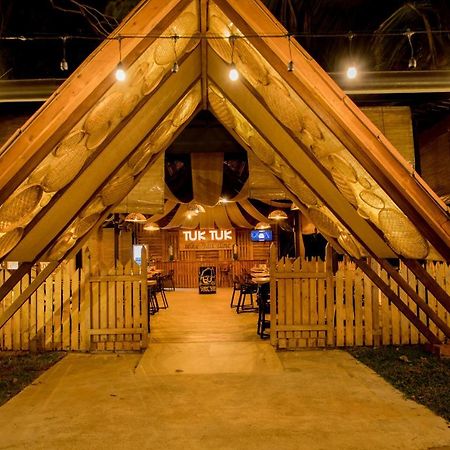 Tuk Tuk Boutique Hotel 尼甘布 外观 照片